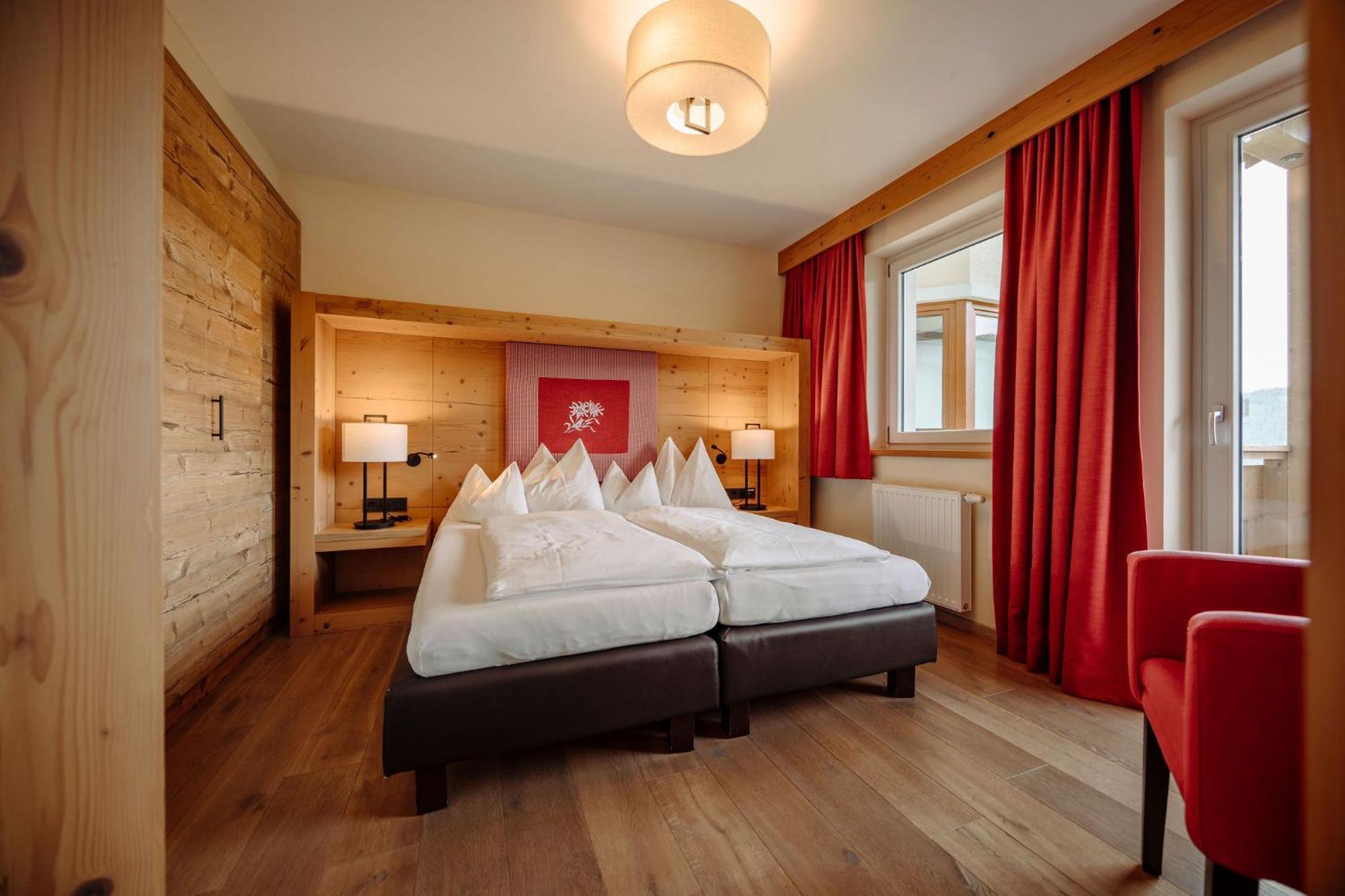 Hotel Bergheimat Мюльбах Экстерьер фото